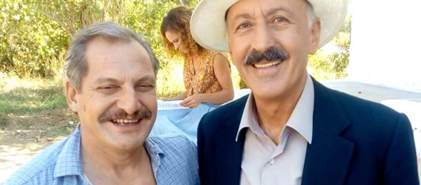 Σ.Ταχτσόγλου: «Κρεμάστηκα από το μπαλκόνι και έπεσα από τον τρίτο όροφο» (βίντεο)